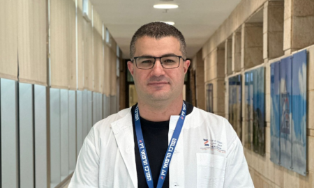 اليوم العالمي لرفع الوعي بمرض الباركنسون